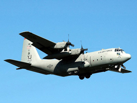 C-130J运输机继续进行作战测试与评估(组图)