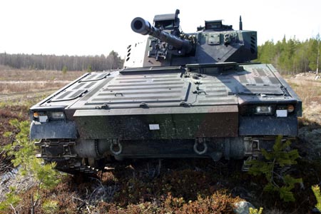 丹麦陆军再次订购45辆CV9035步兵战车(组图)