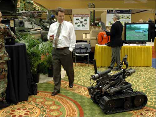 美军研制出可独立执行侦察任务的作战机器人