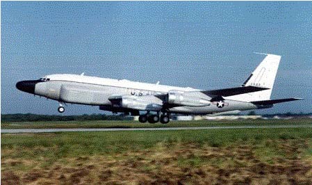美国空军升级RC-135侦察机导航系统(附图)