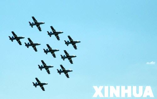 综述:俄第七届国际航空航天展亮点多(附图)