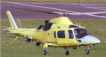 南非空军接收首批4架A109LUH直升机(附图)