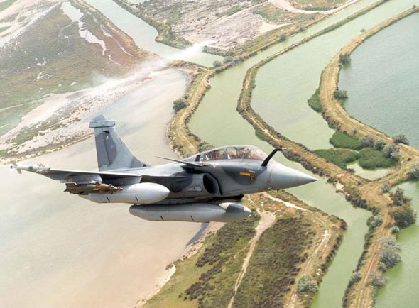 图文：法国空军阵风B型战斗机