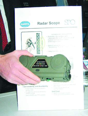 驻伊美军新装备可探测到墙后敌人(组图)