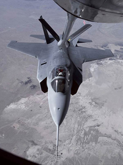 英国即将决定是否需建JSF战机总装线(组图)