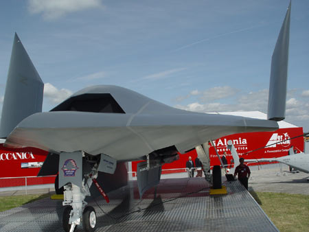 美国空军未来仍可能与海军联合研制UCAV(图)