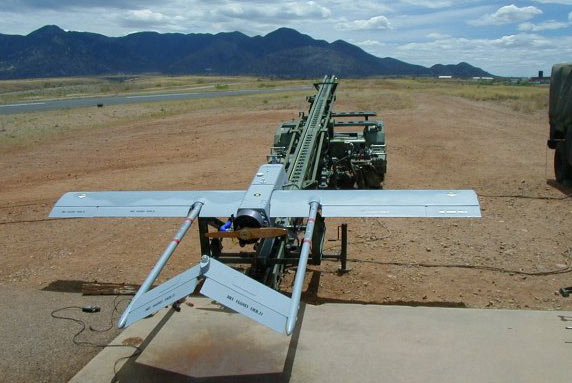 图文:美国陆军装备的“影子200”战术侦察无人机