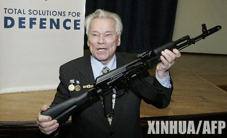 组图：俄罗斯将向委内瑞拉出售10万支冲锋枪