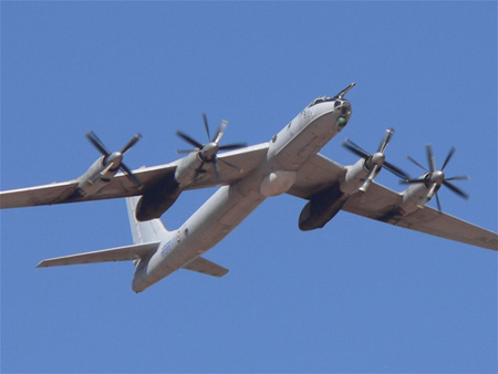 P-8A和P-3参加印度海军8架远程巡逻机竞标(图)