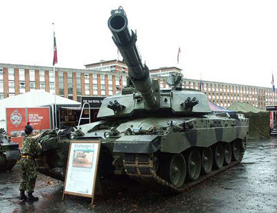 英国陆军装甲战车装备再生核生化三防系统(图)