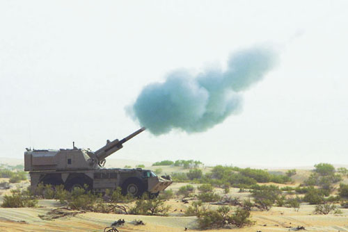 南非新型榴弹炮创155毫米火炮射程新纪录(图)