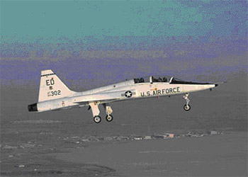 美空军T-38教练机实施发动机现代化计划(图)