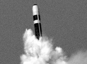 美国拟研制非核洲际导弹先发制人(组图)