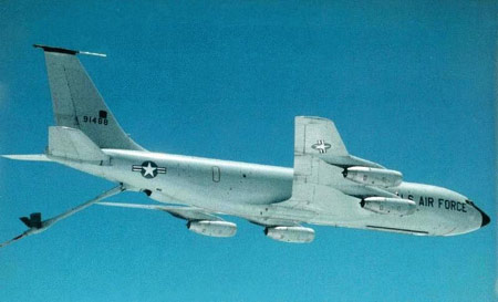 五角大楼批准启动KC-135加油机替换项目(图)