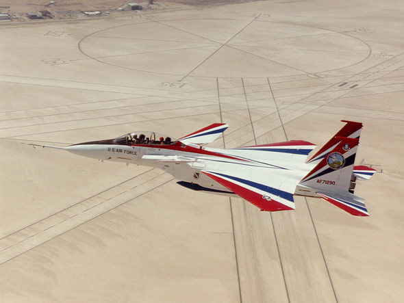 图文：美国空军F-15S/MTD验证机