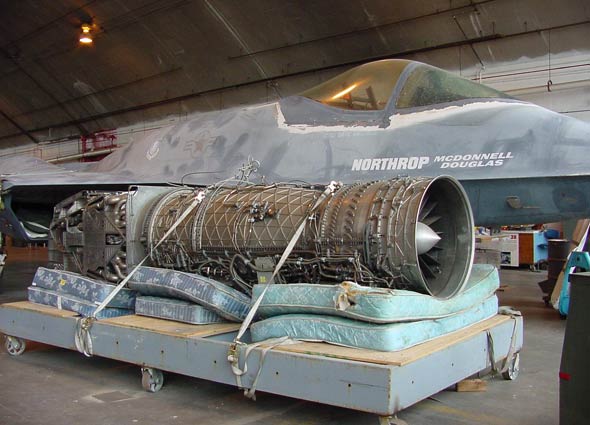 图文：YF-23使用的YF-119发动机