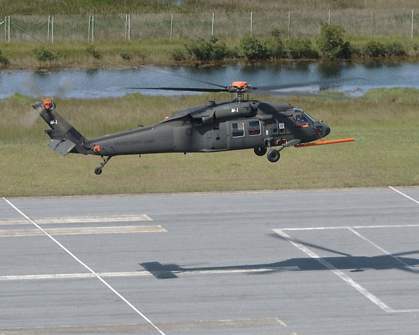 美国防部批准UH-60M性能改进项目研发计划(图)