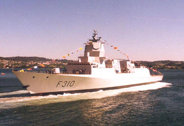 挪威海军正式接收首艘南森级护卫舰(图)