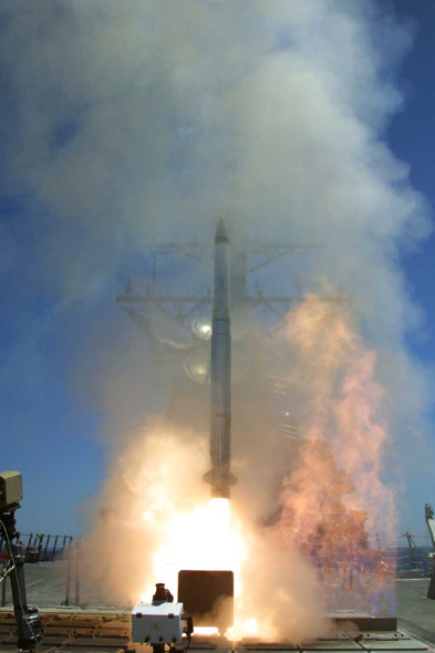 美国海军与北约订购海麻雀防空导弹系统(图)