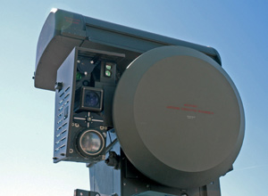 德国新型防空高炮系统将装备X-Tar3D雷达(图)