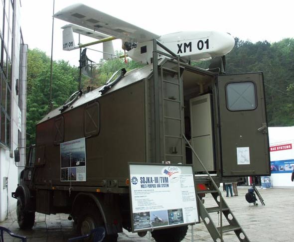 捷克展出新型无人机特种部队考虑购买(图)