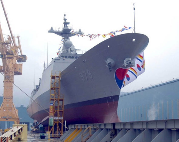 韩国宣布将自行开发建造6艘新型护卫舰(图)