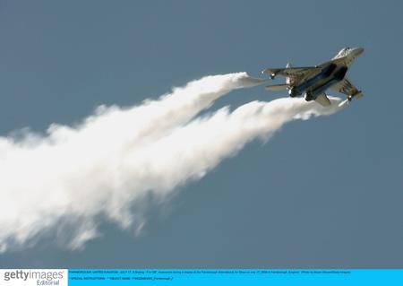 第45届英国范堡罗国际航空展开幕(组图)