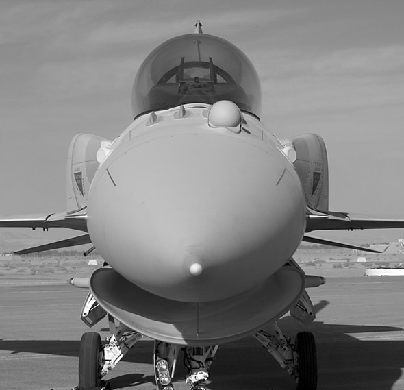 洛马正在研究下一代F-16改型战机布局(图)