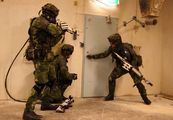 瑞典研制激光摄像机可透视墙壁雷达等反恐装备