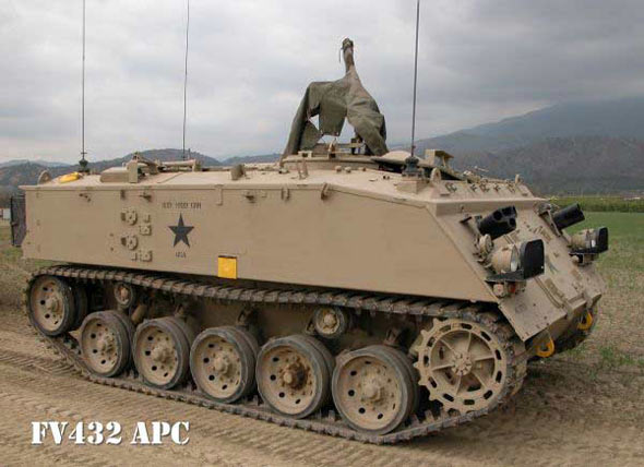 英国接收首批升级型FV432系列履带装甲车(图)