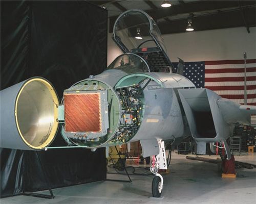 图文：美制新型APG-63(V)3有源相控阵雷达